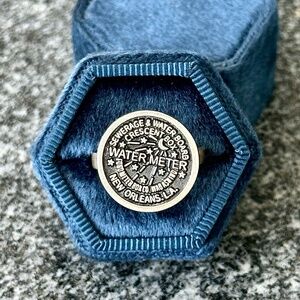 Sz 8 New Orleans Sterling silver Water meter ring